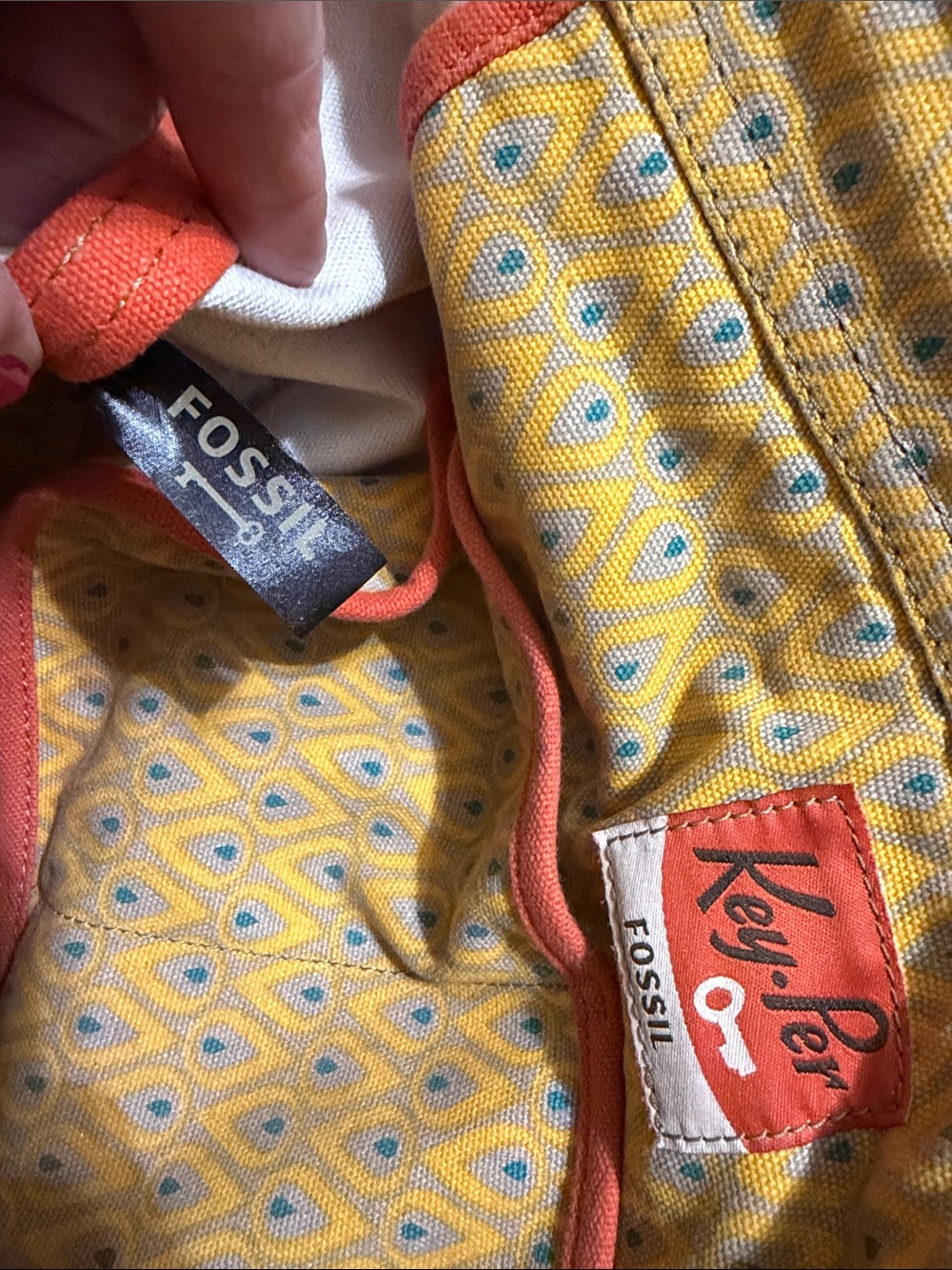 FOSSIL Key-Per Coated Canvas Tote Shoulder Bag Purse City Birds Vacation Cottage - Picture 9 of 9